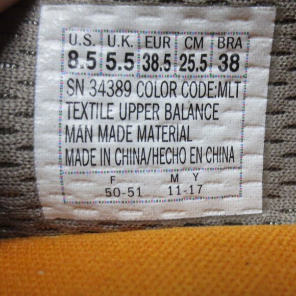 BOB’S SKECHERS dog print SLIP ON memory foam UNIQUE shoe COMFY SIZE 8.5 - Picture 3 of 8